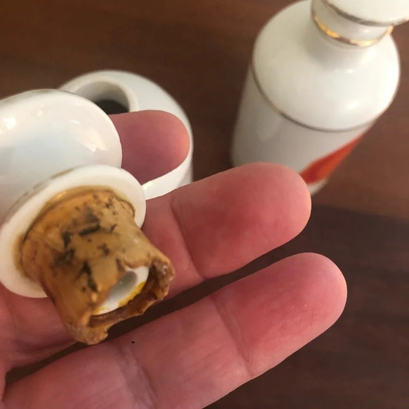 Vintage Porcelain Dresser Bottles Two Pair Schoolgirl Design Japan 1970s - Picture 4 of 6